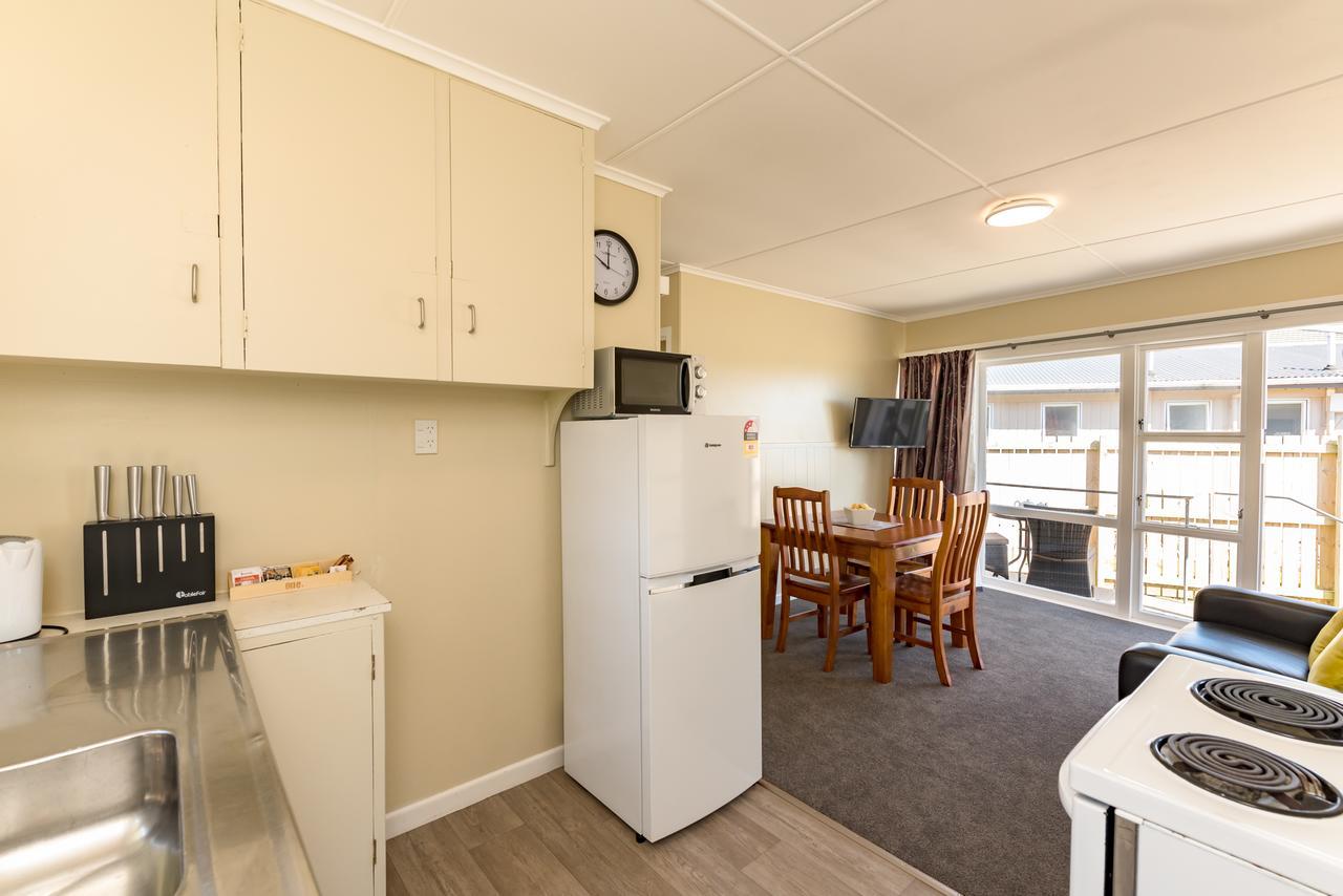 Waitangi Beach Bach 30B Екстер'єр фото